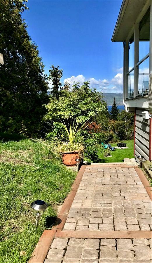 Panoramique Du Fjord Apartment LʼAnse-Saint-Jean Екстериор снимка
